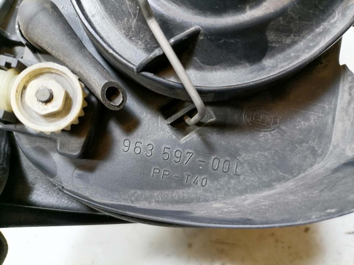 VW Bora original Scheinwerfer vorn links Halogen Bj.1998